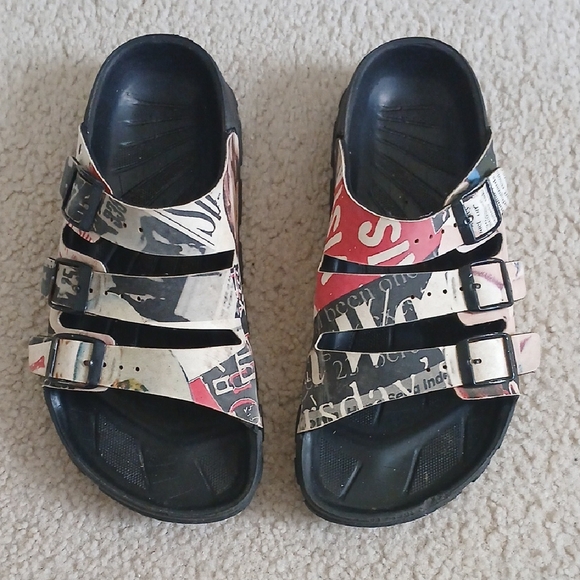 Birki's Graphics Print Buckle Sandals - Picture 1 of 11